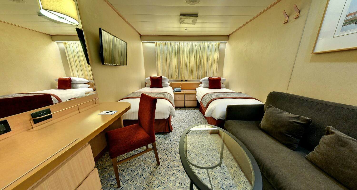 Fred Olsen Borealis - Superior Interior, G.jpg